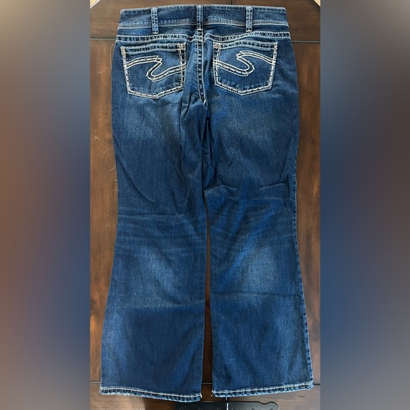 Silver Suki Mid Rise Boot Cut Jeans - Picture 3 of 8